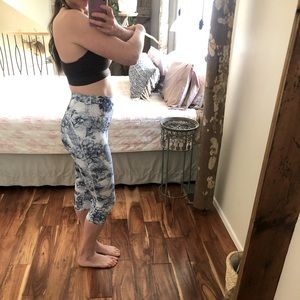 Fabletics small high waisted, Capri length, powerhold, navy floral print.